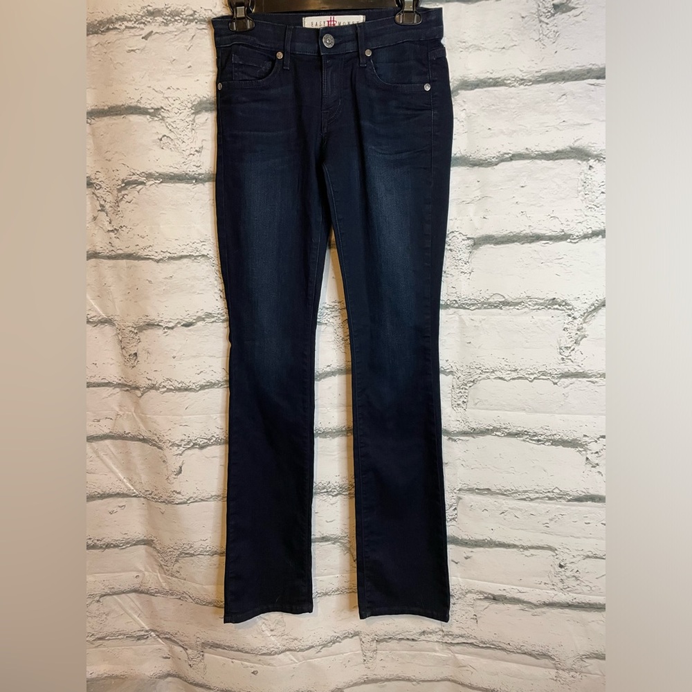 Easy Money Bitsy Boot Jeans size 26 NWOT